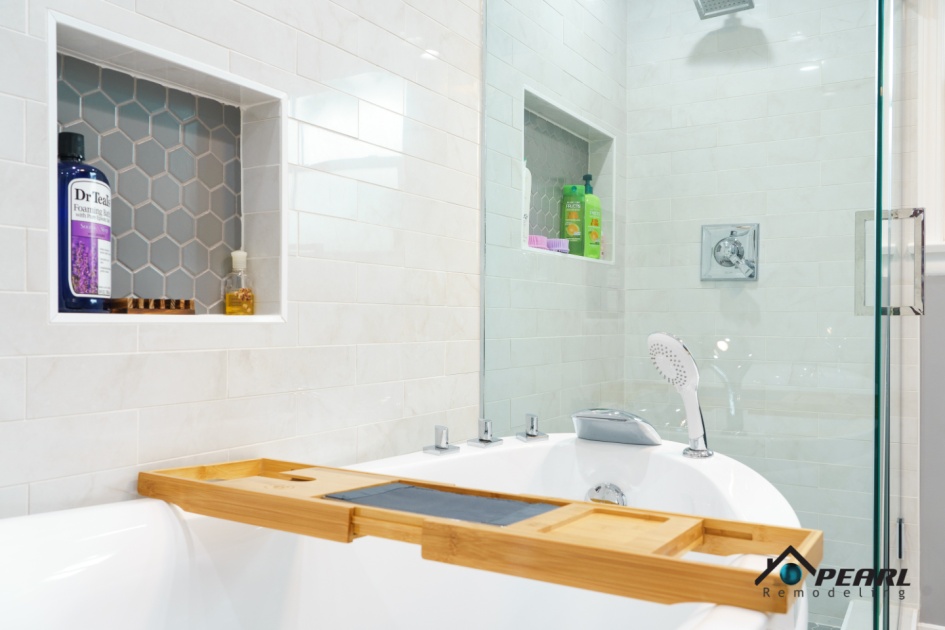 Bathroom Remodel in Northridge (2029)