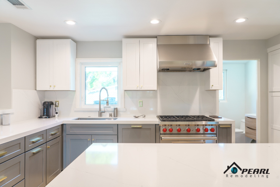 Kitchen Remodel and Powder Room in Northridge (2052)