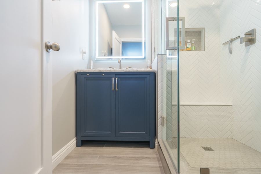 Bathroom Remodel in Hawthorne  (1831)