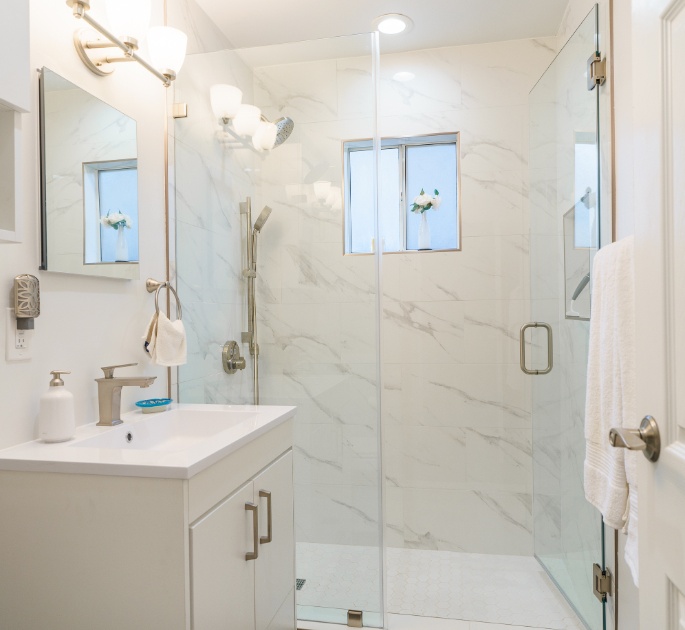 Bathroom Remodel in Glendale (1943)