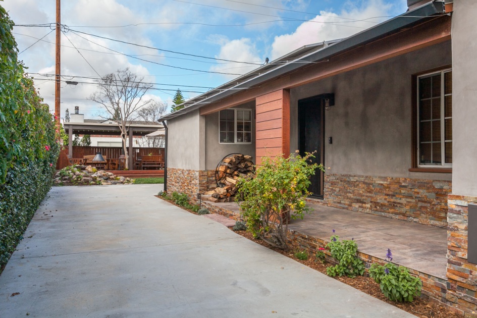 Exterior Remodel in Sherman Oaks (1637)