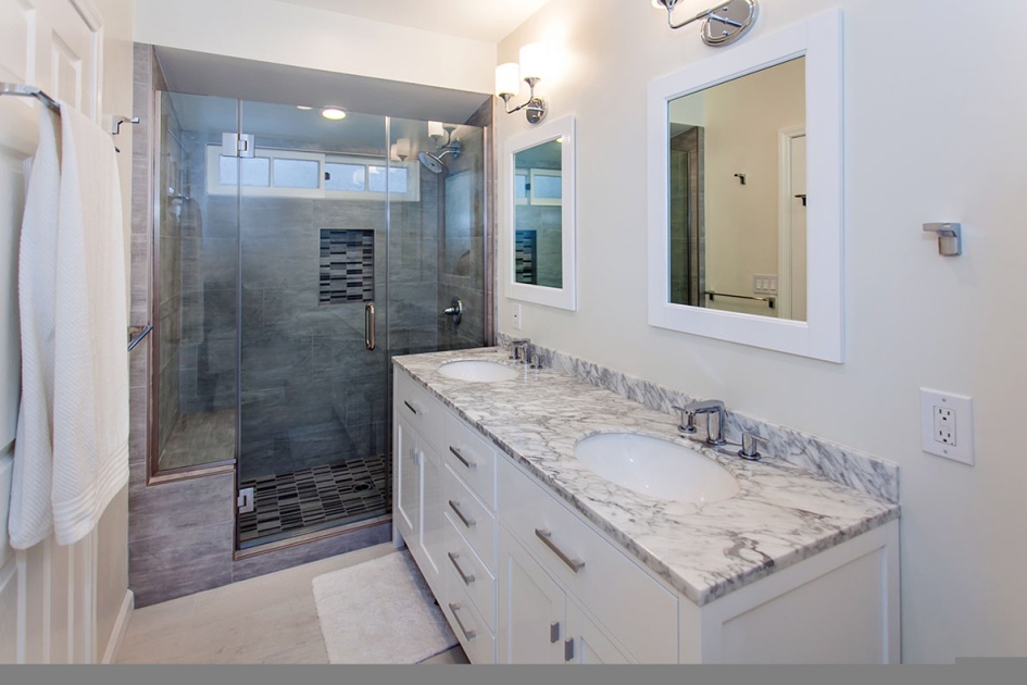 Bathroom Remodel in Sherman Oaks (1524)