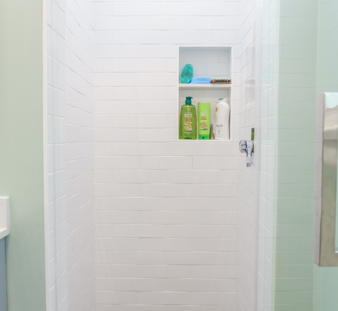 Bathroom Remodel in Northridge (2032)