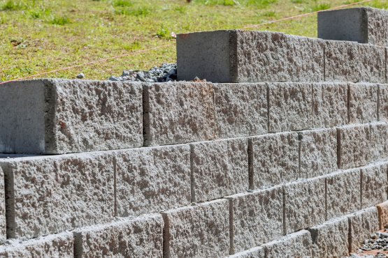 Garden Retaining Wall (#2547)| Pearl Remodeling