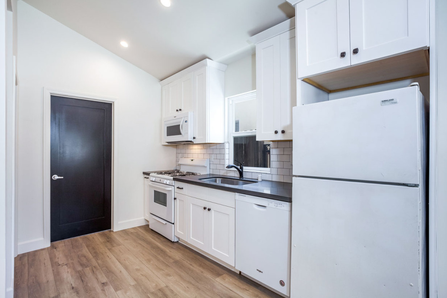 Garage Conversion in Woodland Hills (2521)