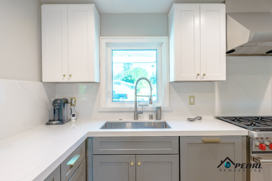 Kitchen Remodel and Powder Room in Northridge (2050)