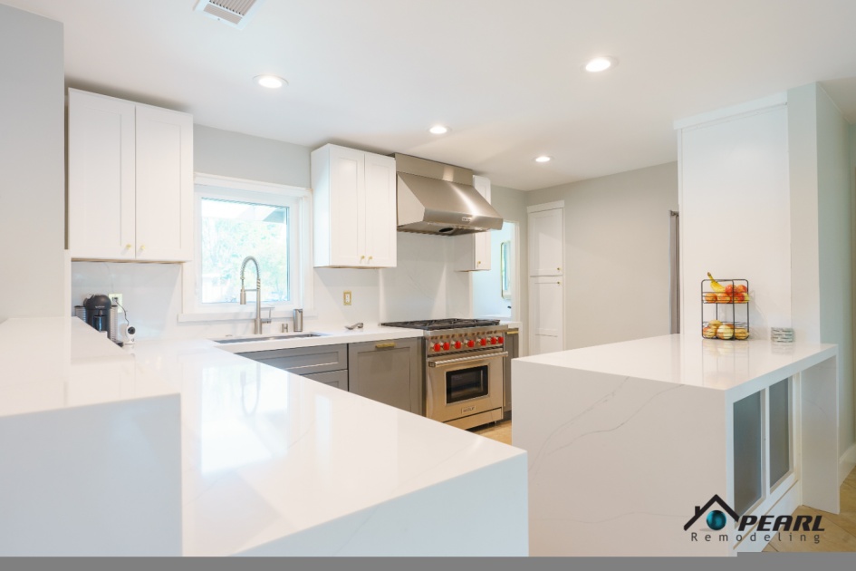 Kitchen Remodel and Powder Room in Northridge (2054)