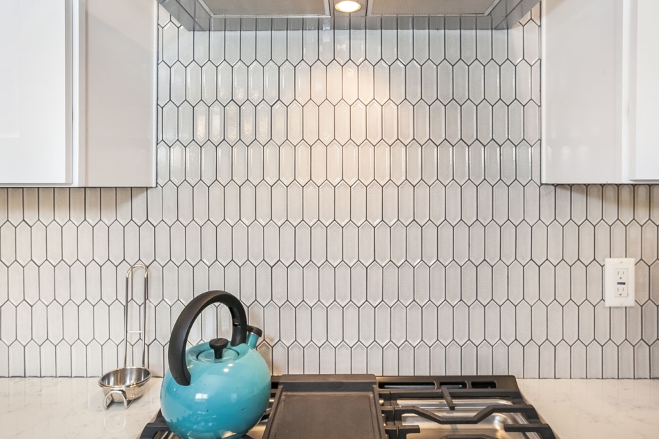 Kitchen Remodel in Reseda (1320)