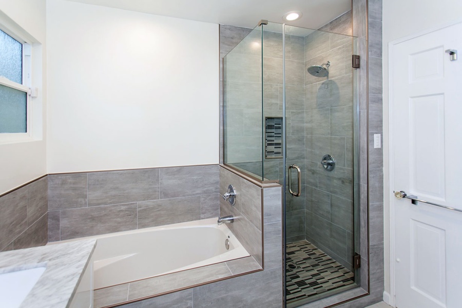 Bathroom Remodel in Sherman Oaks (1527)