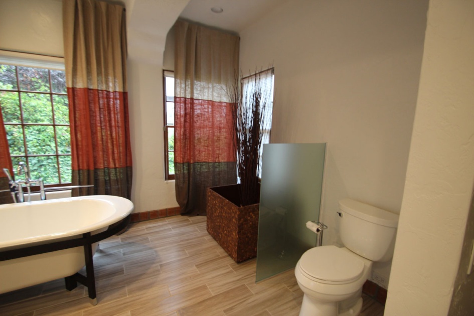 Bathroom Remodel in Santa Clarita (1588)
