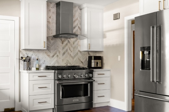 Mezza -  N. Michigan Ave (#2344)| Pearl Remodeling