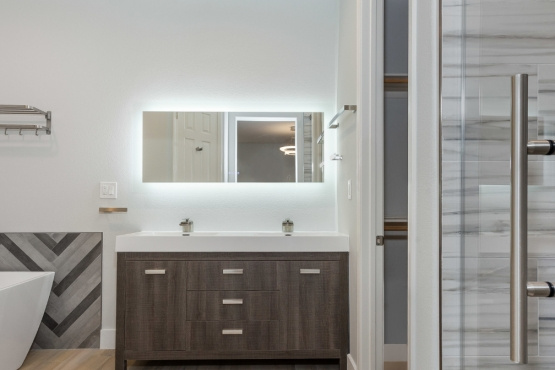 Huckleberry Oak (#584)| Pearl Remodeling