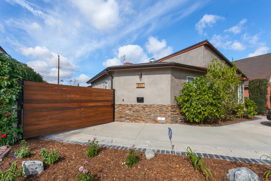 Exterior Remodel in Sherman Oaks (1634)