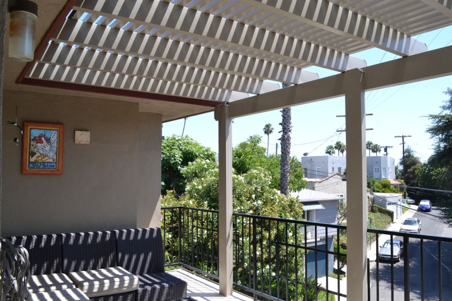 Deck Construction in Los Angeles (1697)