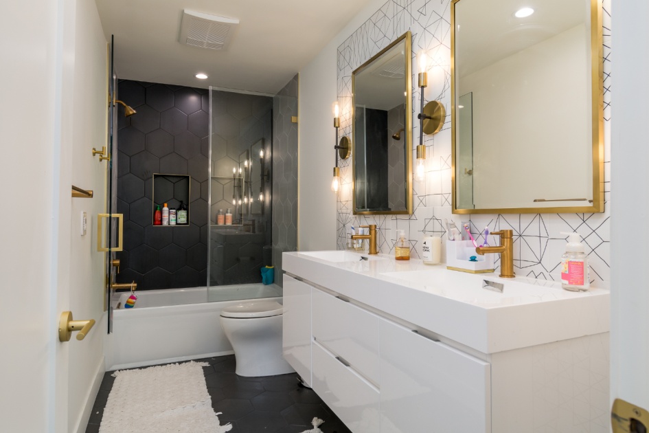 Bathroom Remodeling in Agoura Hills (2275)