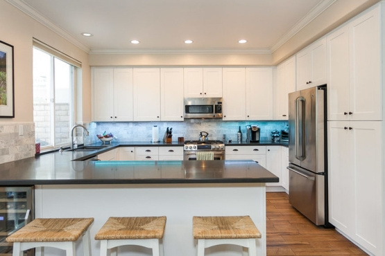 U-Shaped Kitchen Remodel in Thousands Oaks (#1257)| Pearl Remodeling