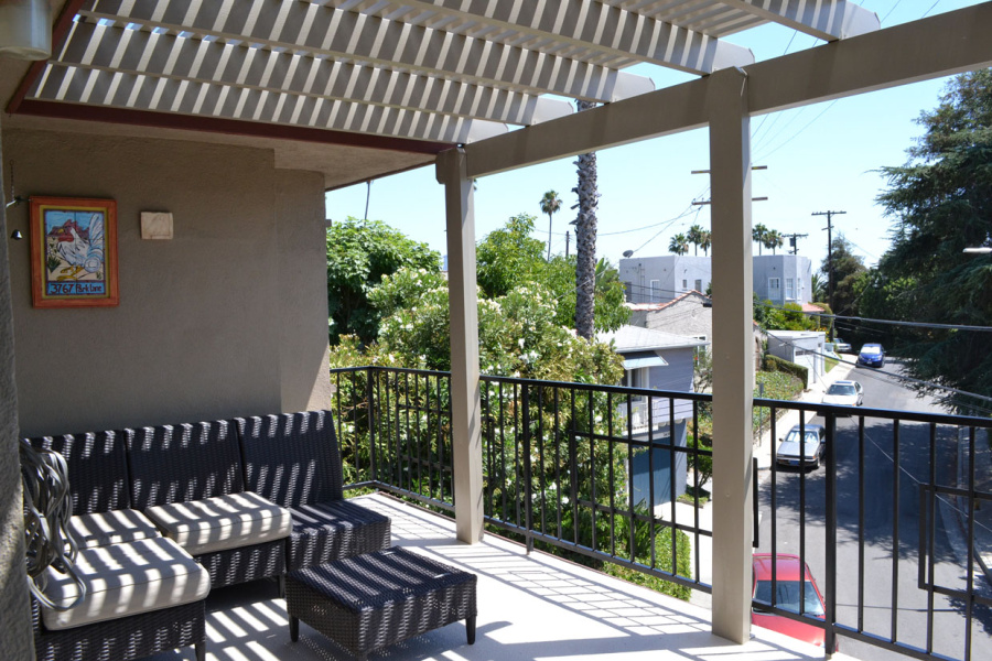 Deck Construction in Los Angeles (1700)