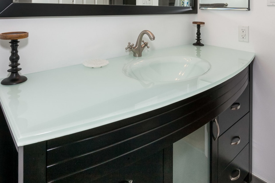 Bathroom Remodel in Van Nuys (1518)