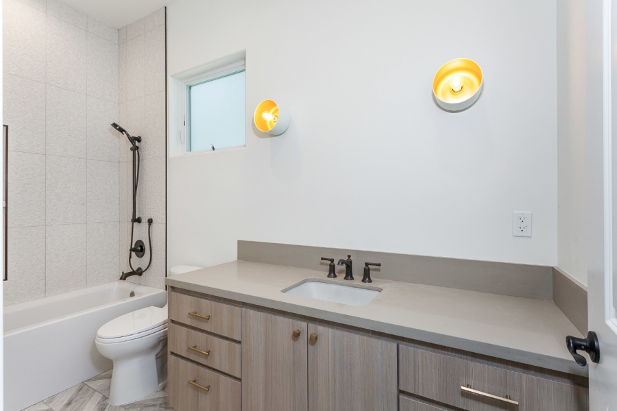 Full House Remodel in Woodland Hills (1032)