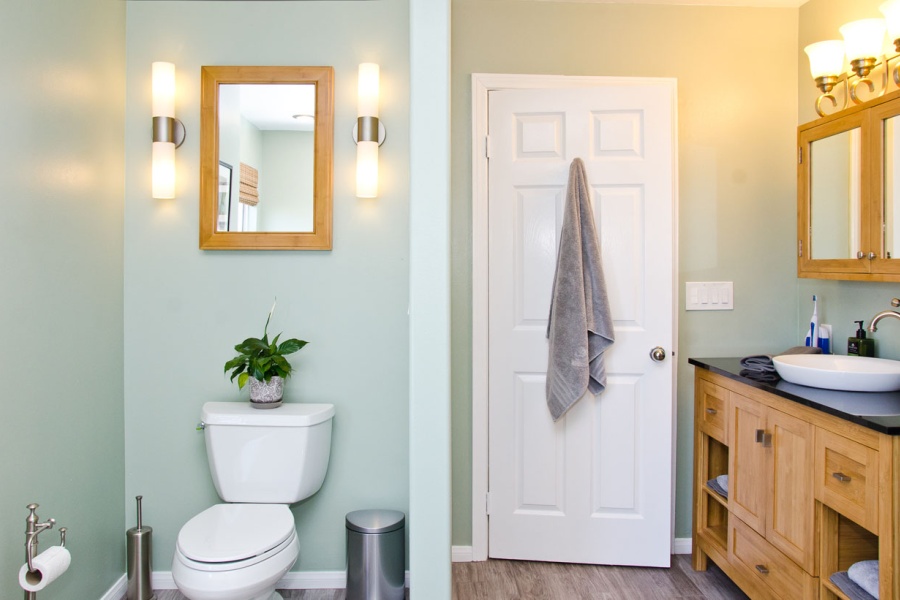 Bathroom Remodel in Hermosa Beach (1508)