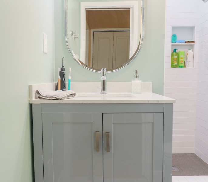 Bathroom Remodel in Northridge (2042)