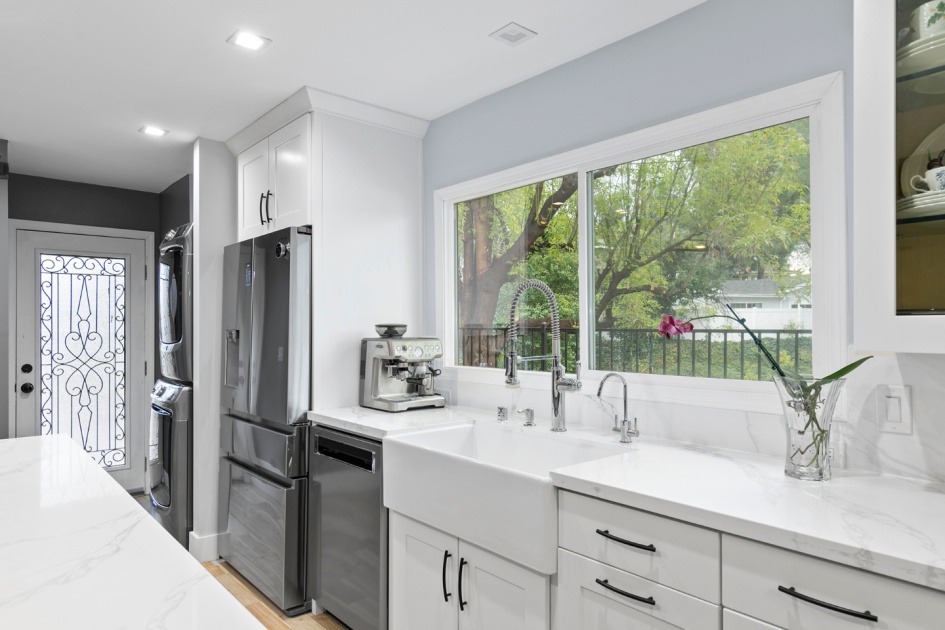 Kitchen Remodeling in Sherman Oaks (2165)