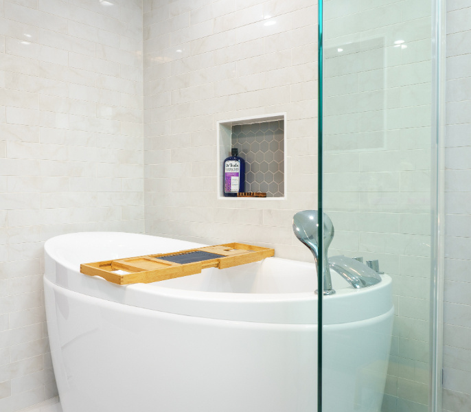 Bathroom Remodel in Northridge (2037)