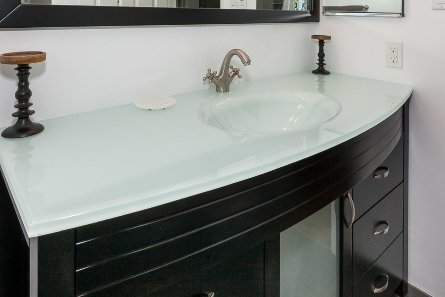 Bathroom Remodel in Van Nuys (1518)
