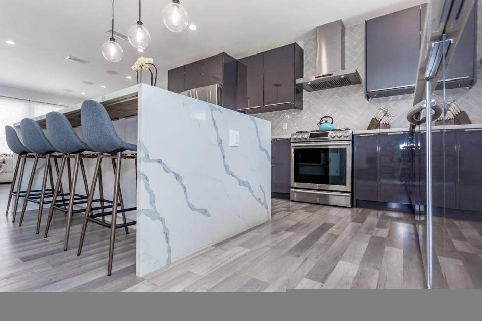 Kitchen Remodel in Woodland Hills (1470)