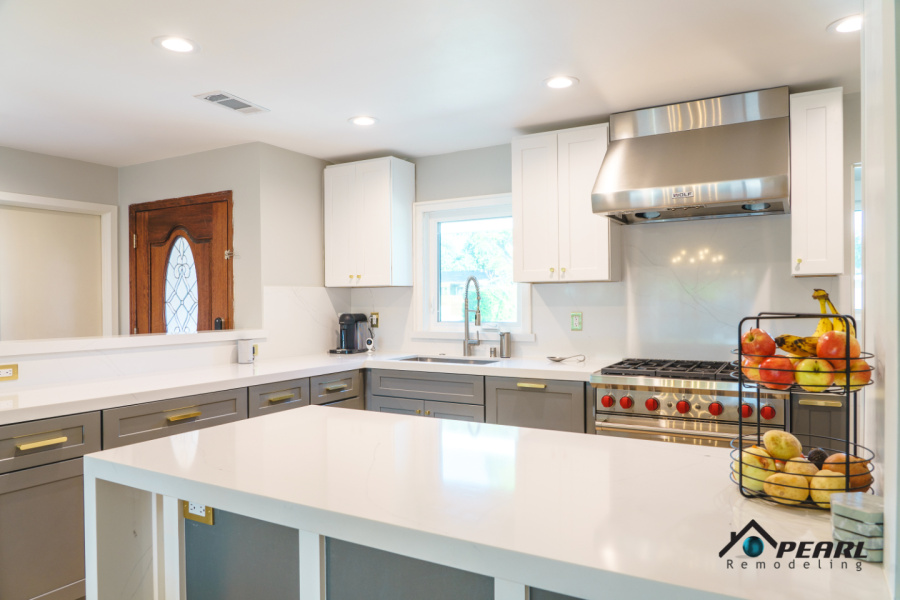 Kitchen Remodel and Powder Room in Northridge (2057)