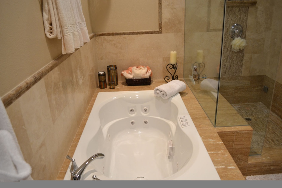 Bathroom Remodel in Westlake Village (1615)
