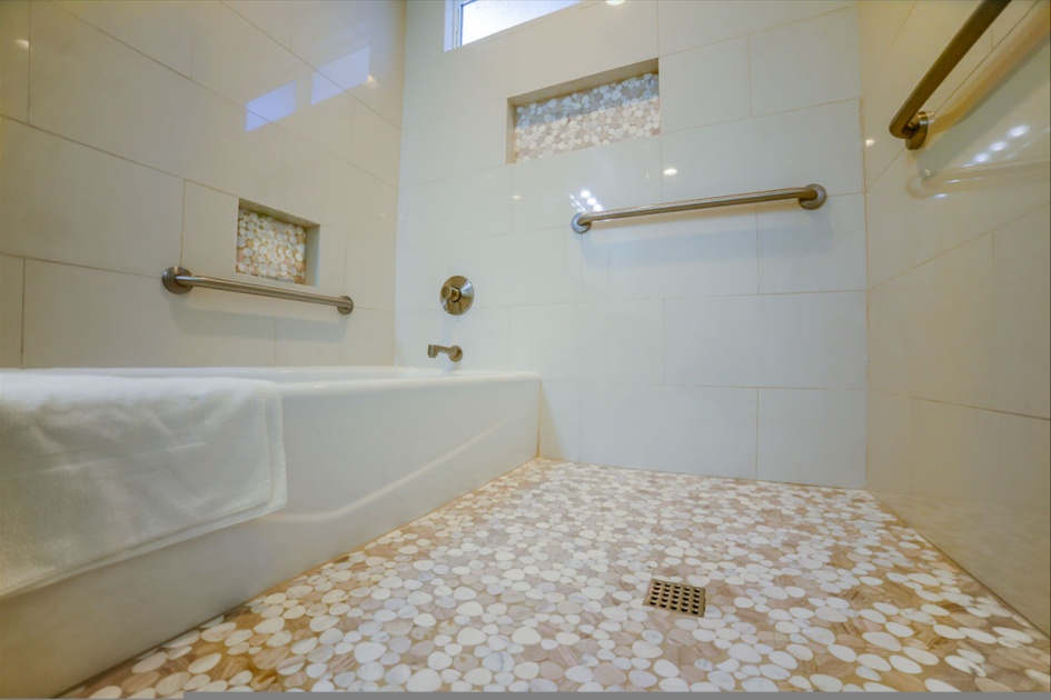 Bathroom Remodel in Los Angeles (1491)