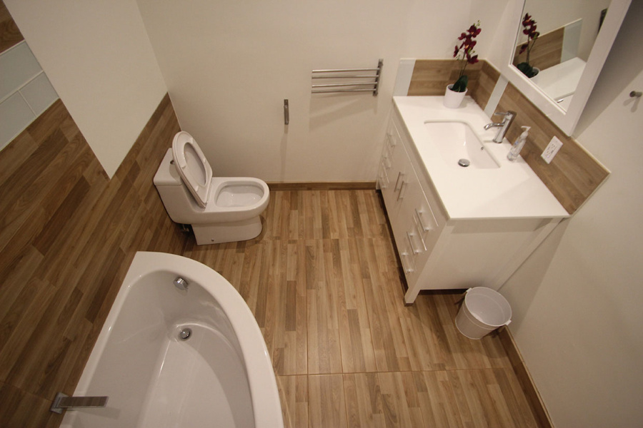 Bathroom Remodel in Woodland Hills (1484)