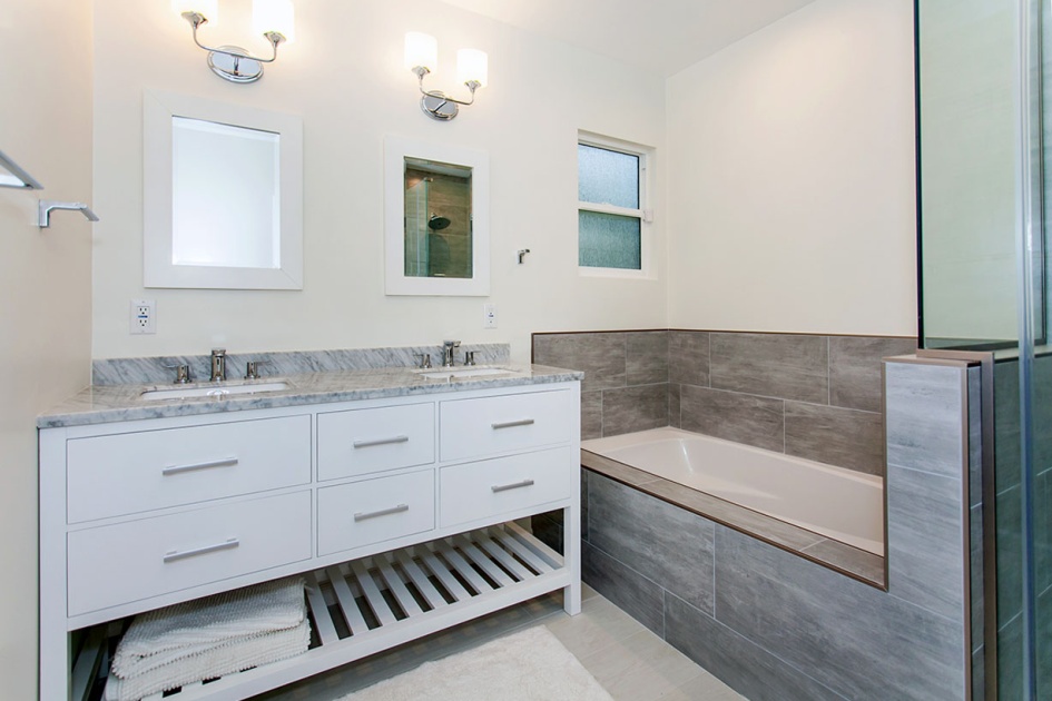 Bathroom Remodel in Sherman Oaks (1522)