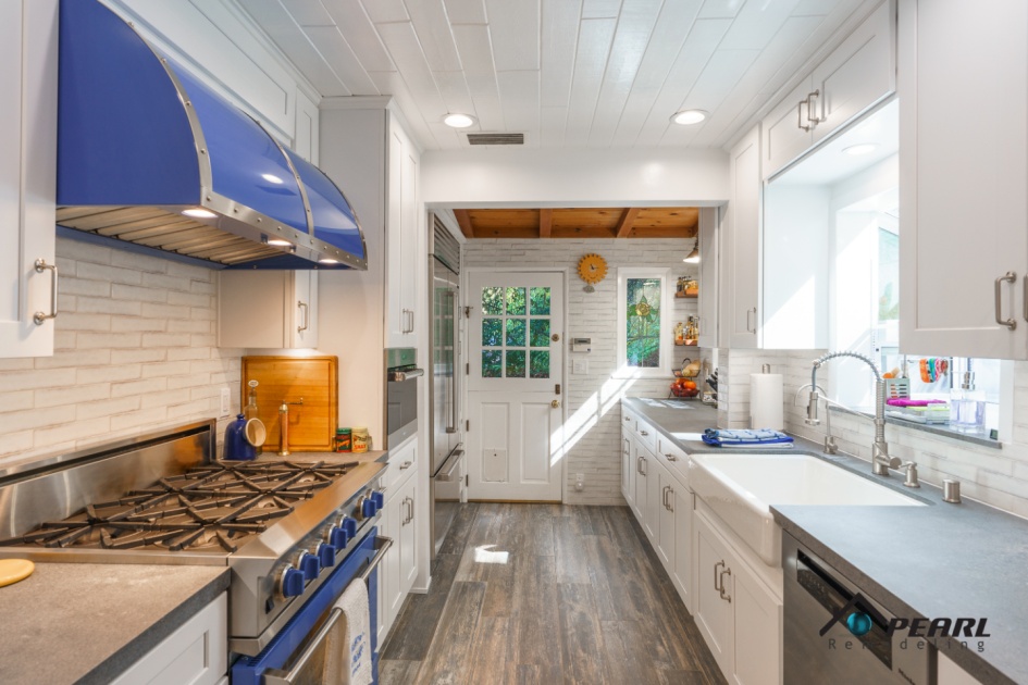Kitchen Remodel in Studio City  (1913)