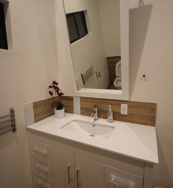 Bathroom Remodel in Woodland Hills (1482)
