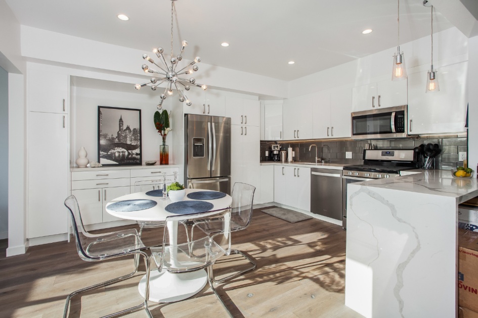 Full House Remodel in West Hollywood (987)