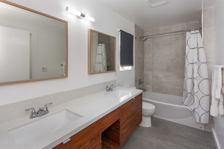 Full House Remodel in Woodland Hills (1107)