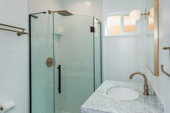 Modern Bathroom Remodel in Los Angeles (#1220)| Pearl Remodeling