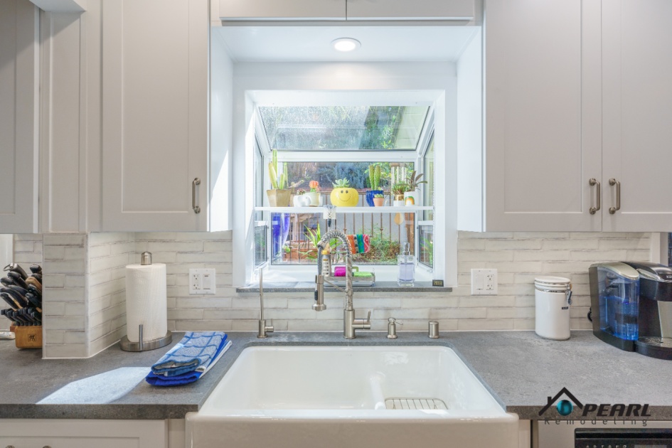 Kitchen Remodel in Studio City  (1916)