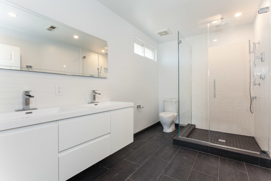 Full House Remodel in Northridge (1198)