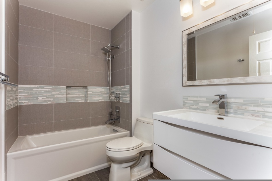 Full House Remodel in Northridge (1199)
