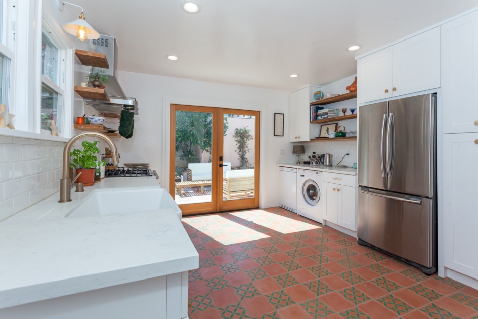 Full House Remodel in Silver Lake (1079)