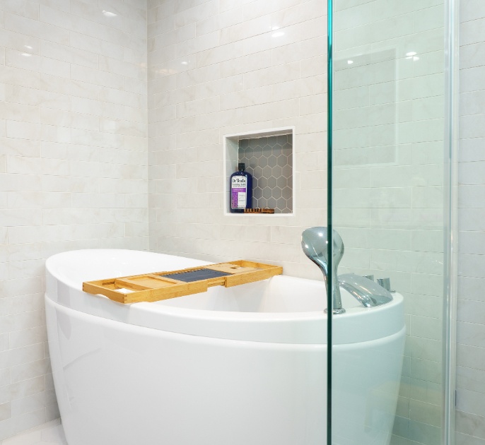 Bathroom Remodel in Northridge (2037)
