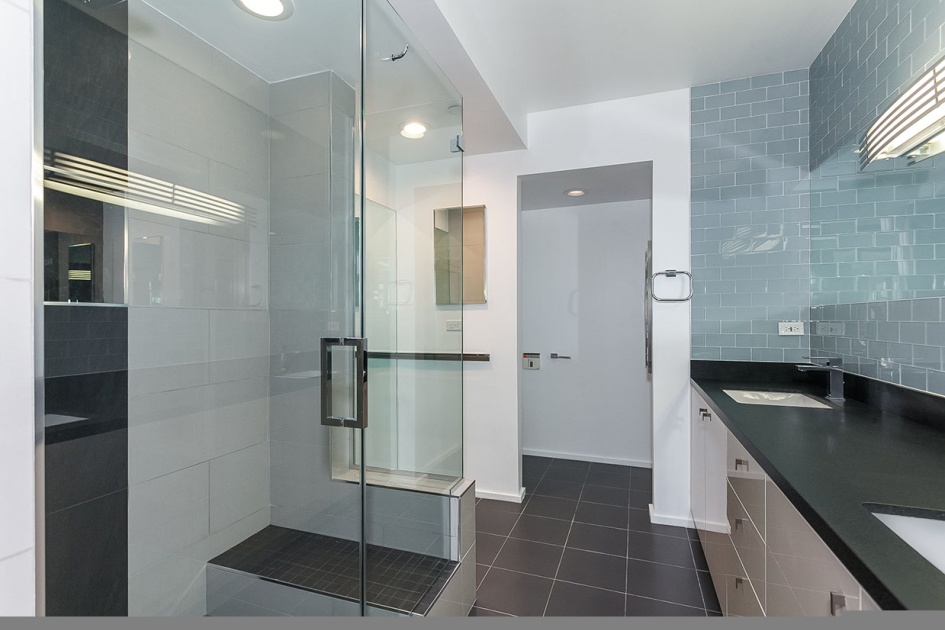 Bathroom Remodel in West Hollywood (1554)