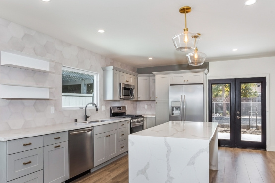 Clarendon (#642)| Pearl Remodeling