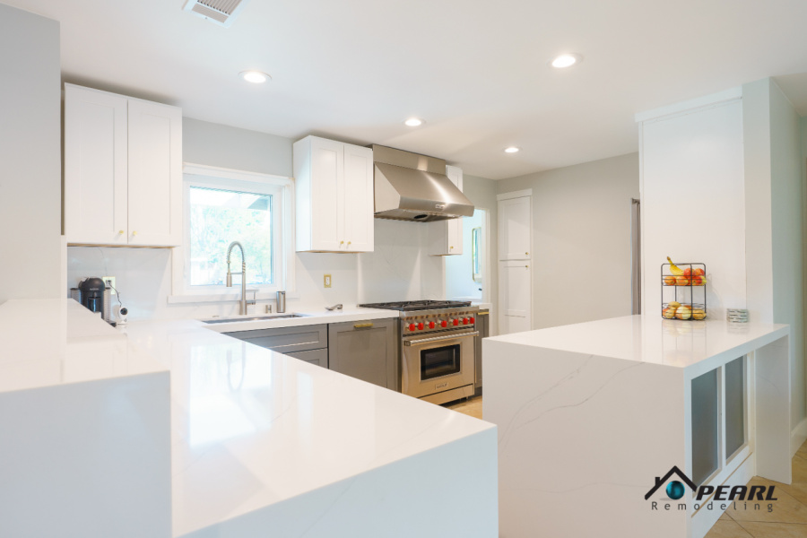 Kitchen Remodel and Powder Room in Northridge (2054)